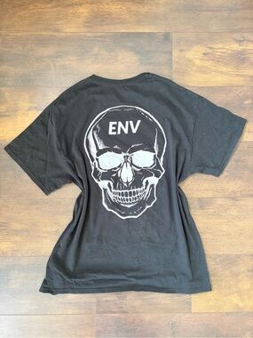 ENV‎ Black Skull Graphic Back Print T-Shirt Men’s Large